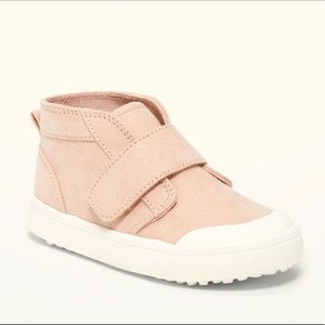 NWT Old Navy Sneakers